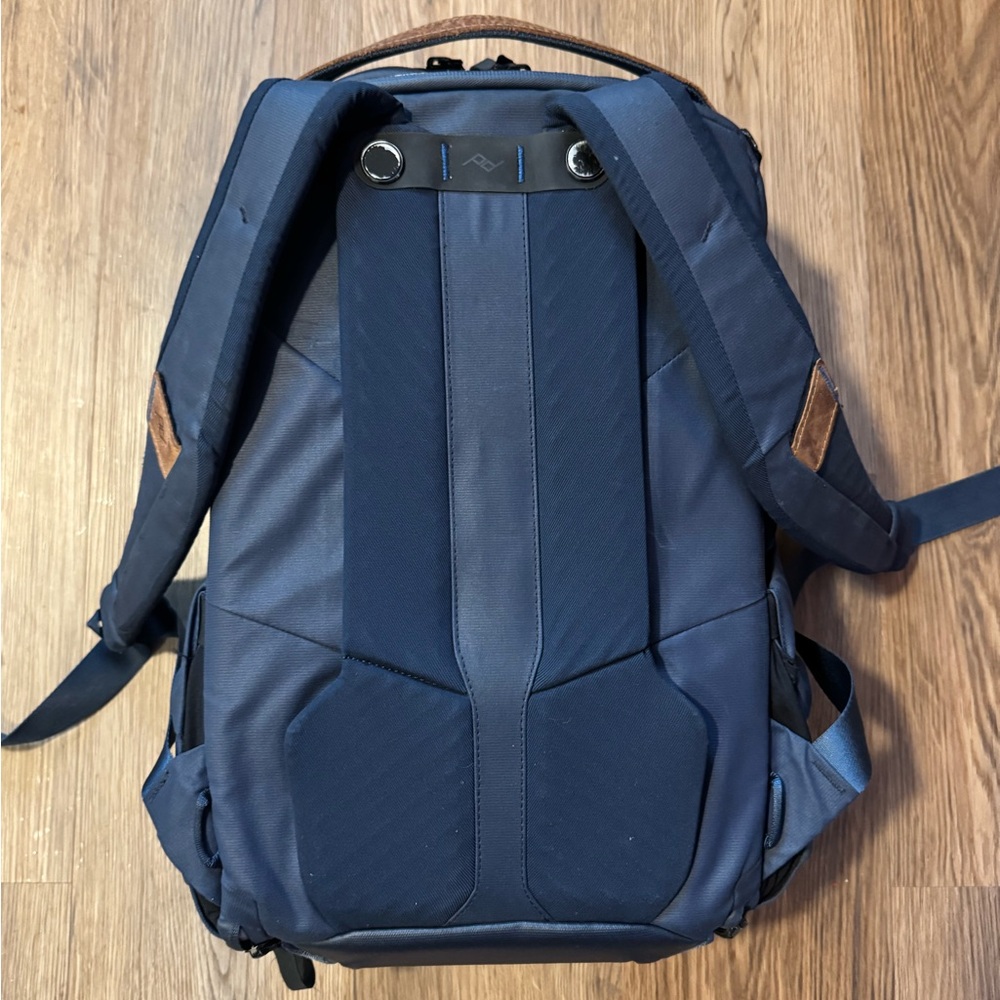 Peak Design Everyday Backpack Zipped - Midnight Blue - Picture 12 of 17
